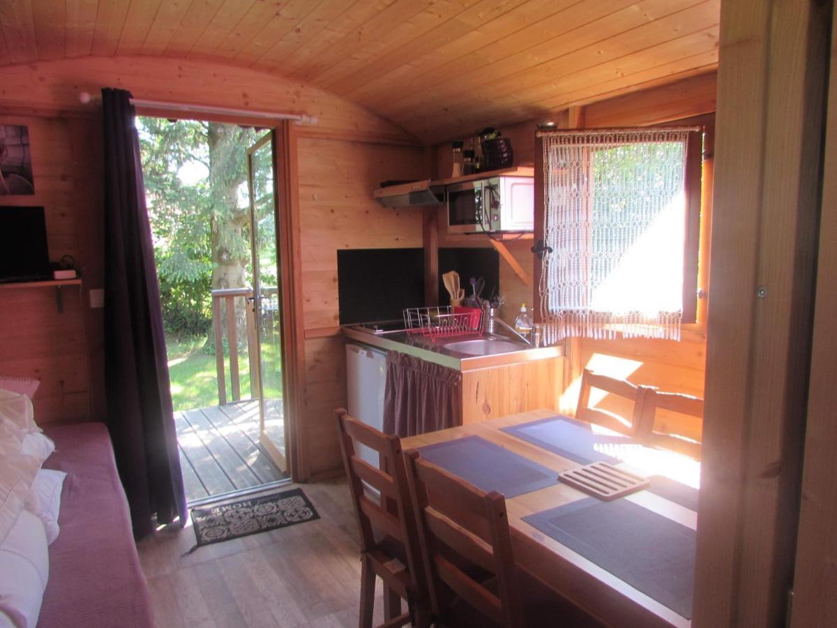 Camping, Hotel De Plein Air Les Cariamas Chateauroux-les-Alpes Εξωτερικό φωτογραφία