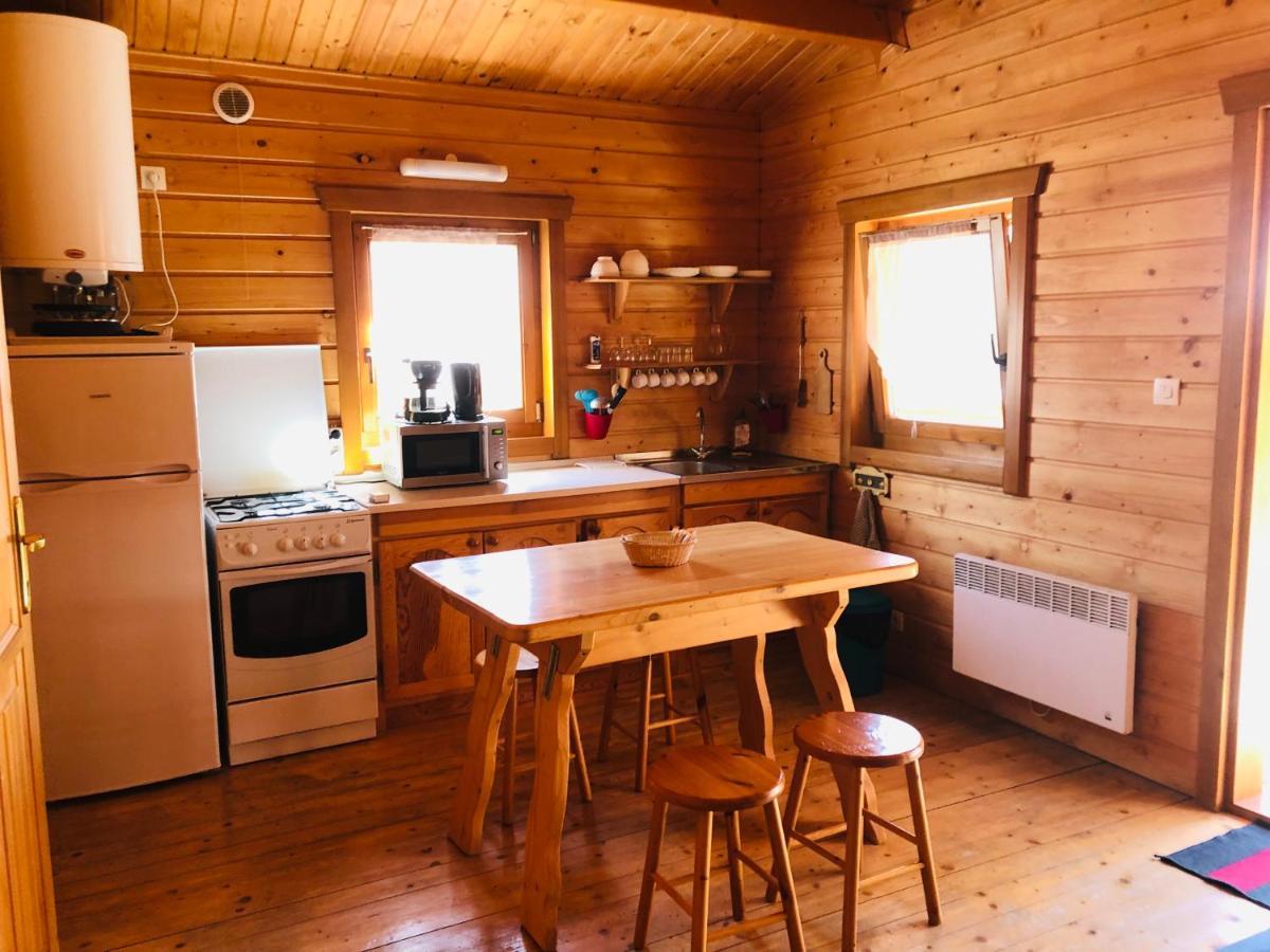 Camping, Hotel De Plein Air Les Cariamas Chateauroux-les-Alpes Εξωτερικό φωτογραφία