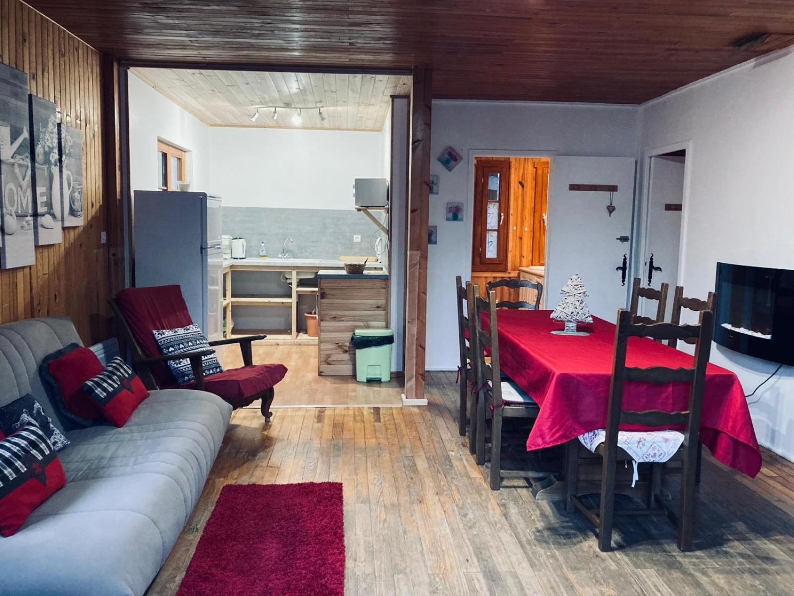 Camping, Hotel De Plein Air Les Cariamas Chateauroux-les-Alpes Εξωτερικό φωτογραφία